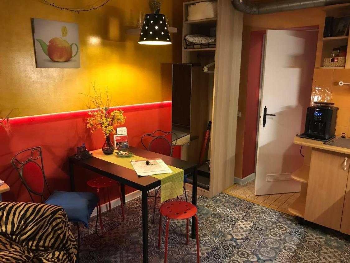 Bed & Breakfast Prie Miesto Vartu *
